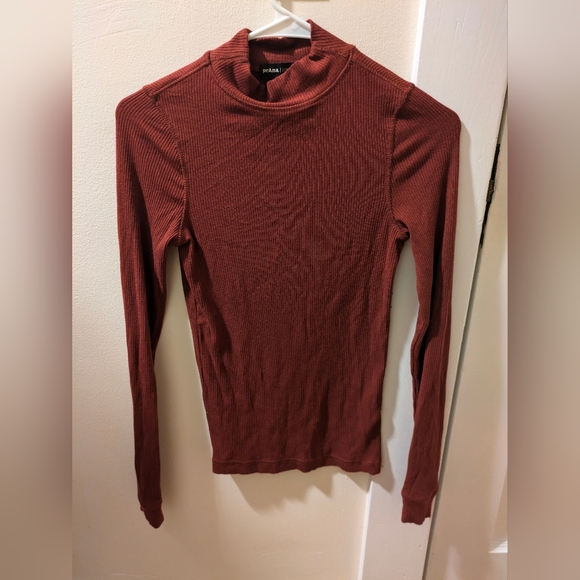 PrAna Foundation Rib Mock Neck - Picture 3 of 5